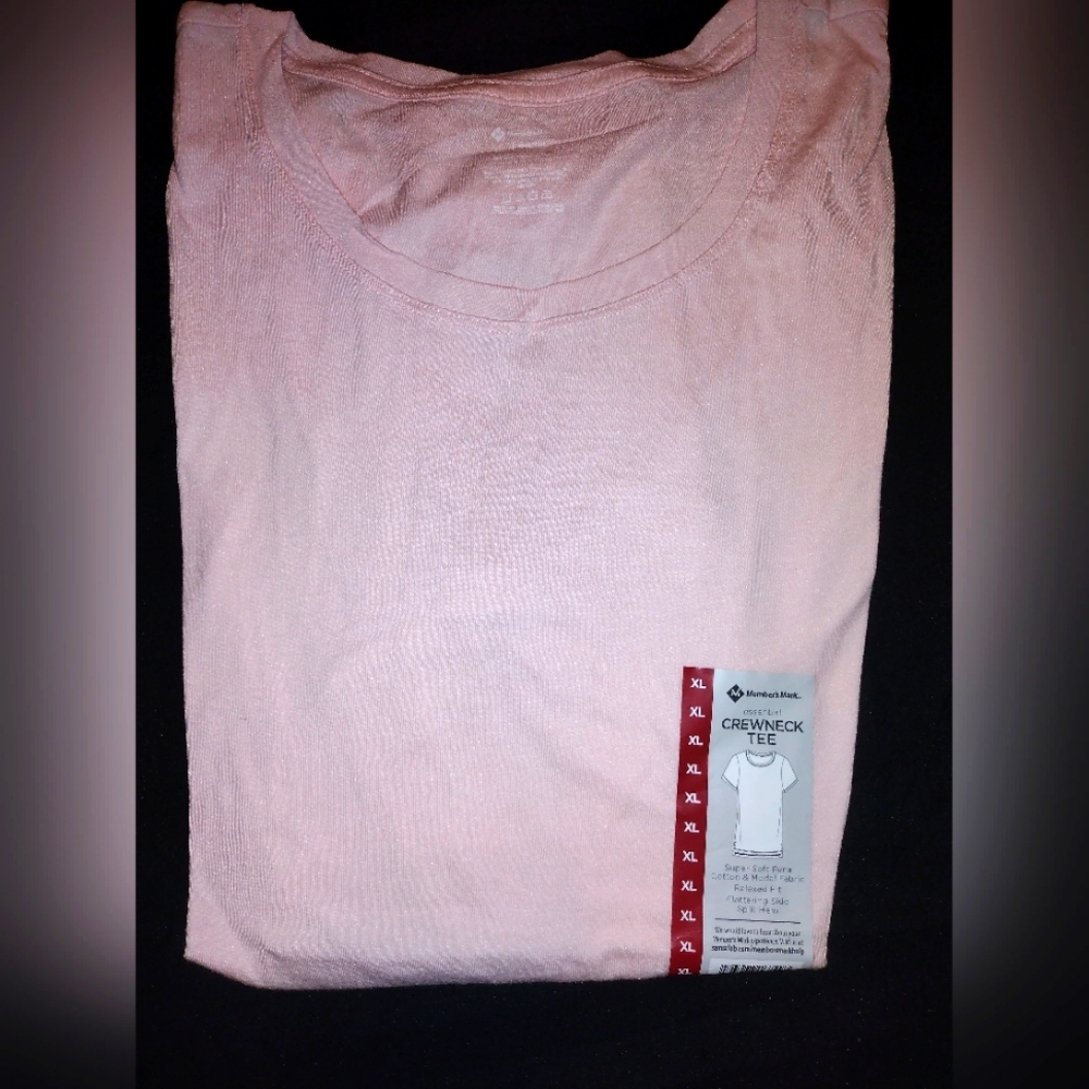 XL Ladies Pink Crewneck Tee